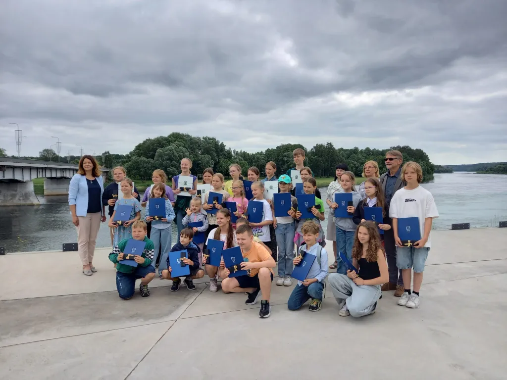 Prienų švietimo pagalbos tarnyba